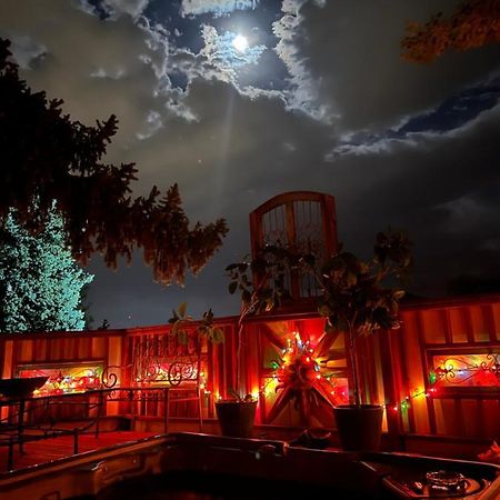 Mystic Portal 420 Guesthouse Colorado Springs Extérieur photo