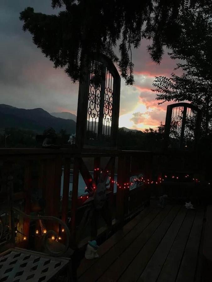 Mystic Portal 420 Guesthouse Colorado Springs Extérieur photo
