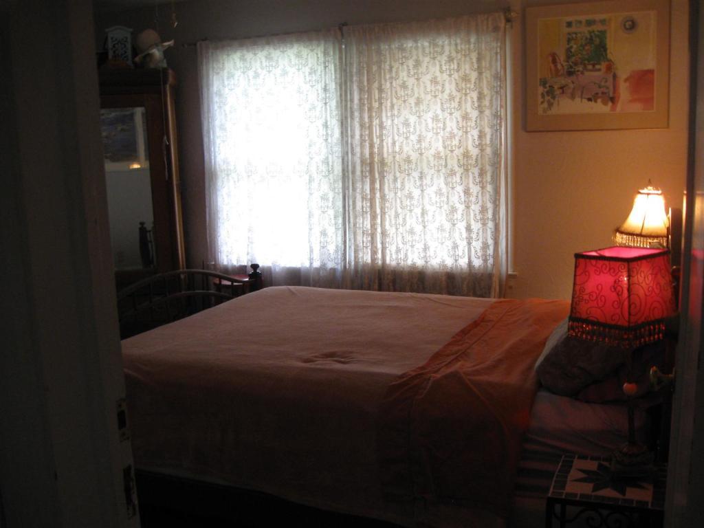 Mystic Portal 420 Guesthouse Colorado Springs Chambre photo
